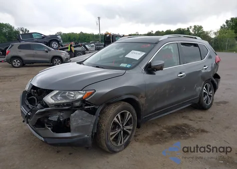 2019 Nissan Rogue Sv z USA, uszkodzony, nr VIN JN8AT2MV3KW382901